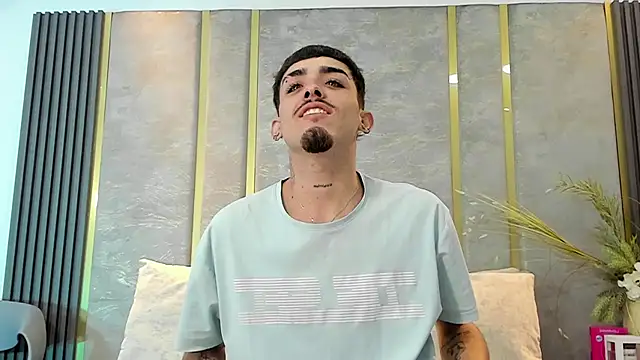 NikoStone  online show from December 3, 4:24 am