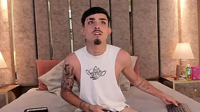 NikoStone  online show from March 25, 5:07 am