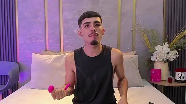 NikoStone  online show from October 12, 4:03 am