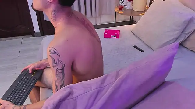 NikoStone  online show from September 25, 4:29 am