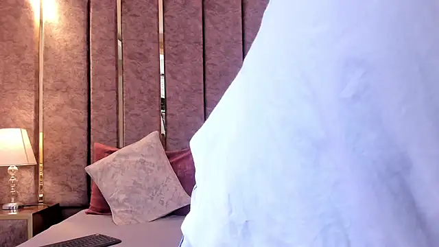 NikoStone  online show from March 27, 4:32 am