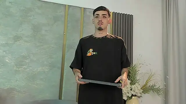 Snapshot of NikoStone_ chatting on January 15, 4:38 am NikoStone online show from January 15, 4:38 am