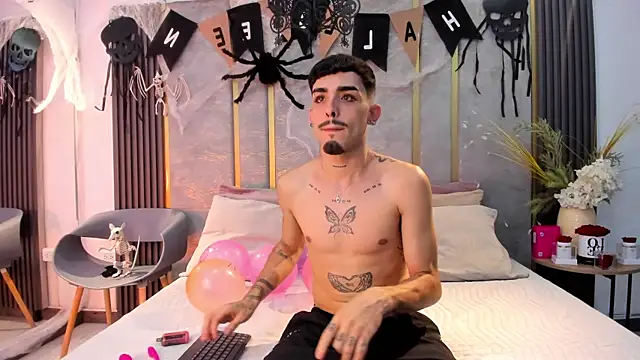 NikoStone  online show from October 29, 4:55 am