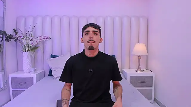 NikoStone  online show from September 28, 5:25 am