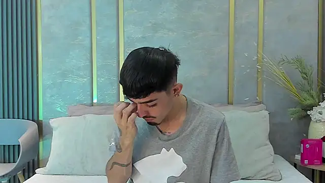 NikoStone  online show from October 18, 4:36 am