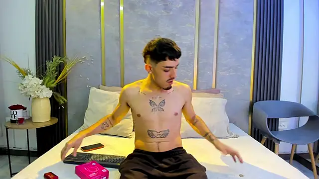 NikoStone  online show from October 10, 5:08 am