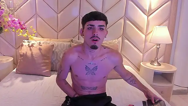 NikoStone  online show from November 13, 1:09 am