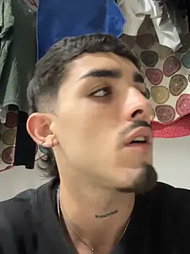 Snapshot of NikoStone_ chatting on February 18, 5:16 am NikoStone online show from February 18, 5:16 am