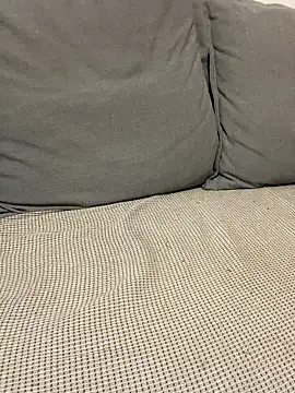 Snapshot of bmwe71 chatting on January 8, 8:31 am bmwe71 online show from January 8, 8:31 am