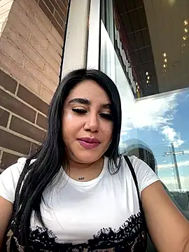 Sophie Dreamss online show from January 10, 9:10 pm