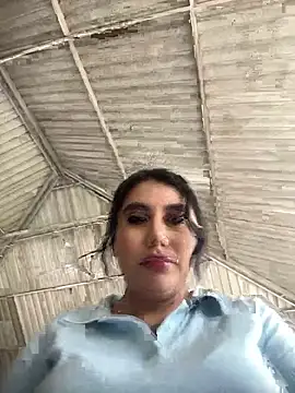 Sophie Dreamss online show from February 14, 9:48 pm