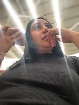 Snapshot of Sophie_Dreamss chatting on October 8, 8:20 pm Sophie Dreamss online show from October 8, 8:20 pm