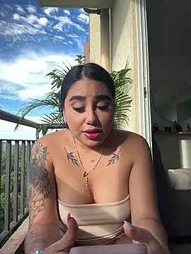Sophie Dreamss online show from May 2, 9:31 pm