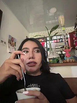 Snapshot of Sophie_Dreamss chatting on July 12, 8:42 pm Sophie Dreamss online show from July 12, 8:42 pm