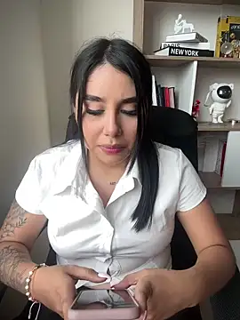 Sophie Dreamss online show from March 7, 8:47 pm