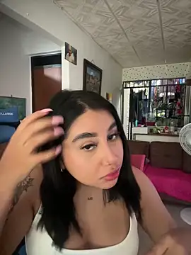 Snapshot of Sophie_Dreamss chatting on October 5, 8:54 pm Sophie Dreamss online show from October 5, 8:54 pm