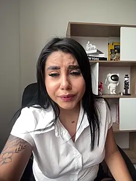 Sophie Dreamss online show from March 6, 7:09 pm