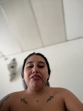 Snapshot of Sophie_Dreamss chatting on November 10, 8:14 pm Sophie Dreamss online show from November 10, 8:14 pm