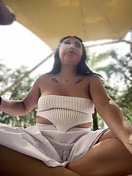 Snapshot of Sophie_Dreamss chatting on October 29, 7:35 pm Sophie Dreamss online show from October 29, 7:35 pm