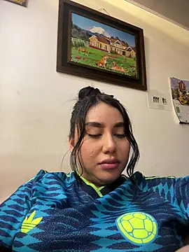 Snapshot of Sophie_Dreamss chatting on July 7, 8:12 pm Sophie Dreamss online show from July 7, 8:12 pm