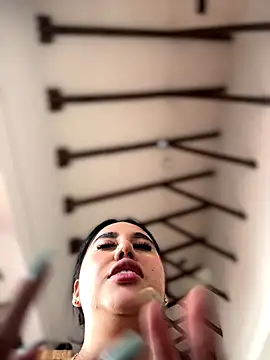 Sophie Dreamss online show from December 14, 6:46 pm