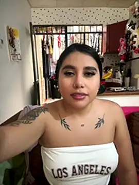 Snapshot of Sophie_Dreamss chatting on November 16, 6:12 pm Sophie Dreamss online show from November 16, 6:12 pm