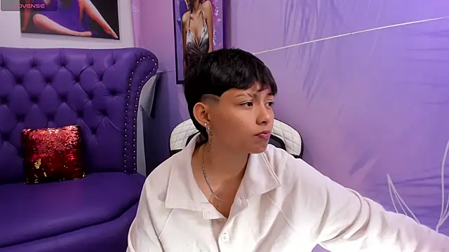 Snapshot of tefi_meow chatting on September 19, 11:47 am tefi meow online show from September 19, 11:47 am