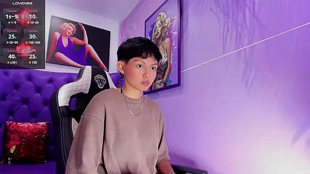 Snapshot of tefi_meow chatting on September 9, 12:14 pm tefi meow online show from September 9, 12:14 pm
