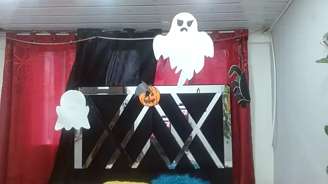 Snapshot of canelasexy_1 chatting on October 10, 8:20 pm canelasexy 1 online show from October 10, 8:20 pm