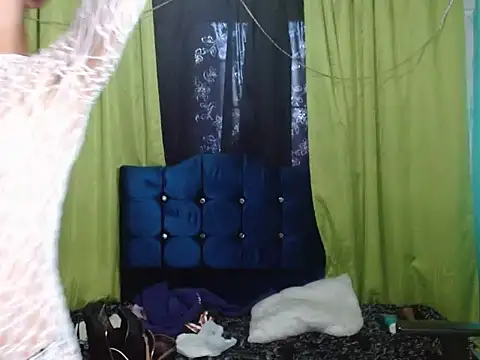 Snapshot of canelasexy_1 chatting on July 18, 7:55 pm canelasexy 1 online show from July 18, 7:55 pm