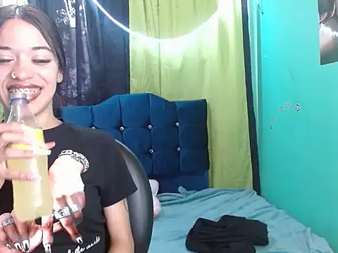 canelasexy 1 online show from May 4, 8:11 pm
