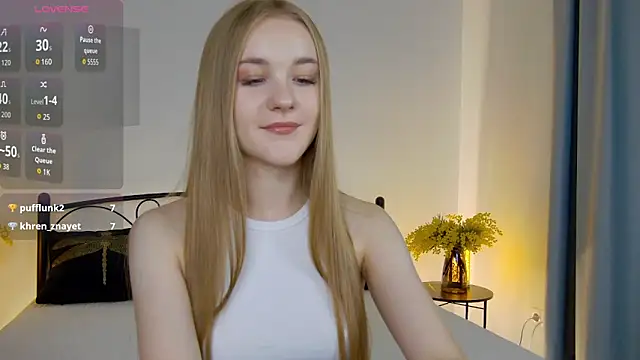 KumiKruz online show from October 9, 1:22 pm