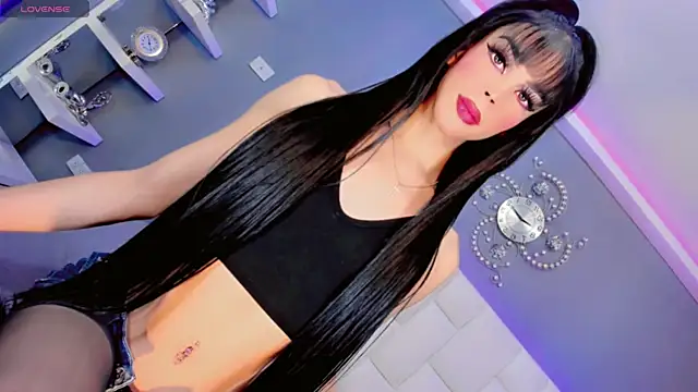 Snapshot of Naughty-sexy-girrl chatting on September 10, 1:10 pm Naughty-sexy-girrl online show from September 10, 1:10 pm