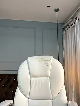 Valery kitty18 online show from December 3, 11:53 am