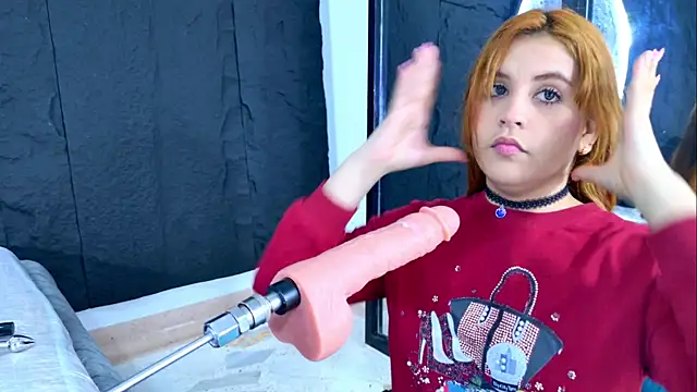 LizzyOlsen online show from April 17, 5:43 am