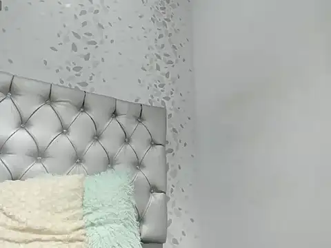 michelle perla online show from November 4, 7:50 pm