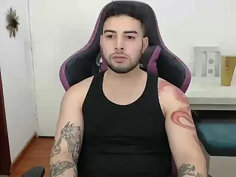 baby mateo online show from December 1, 10:43 pm