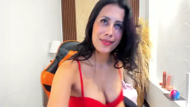 Thais kim online show from February 14, 3:01 pm