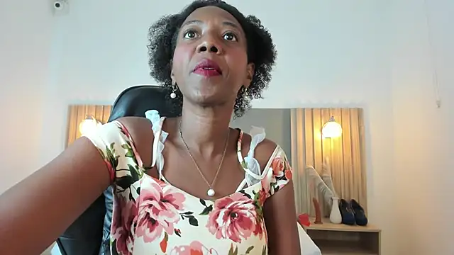 coral15  online show from November 8, 2:04 am