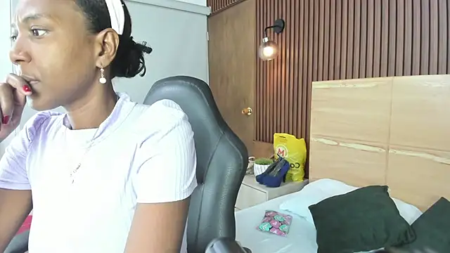 coral15  online show from October 22, 2:11 am