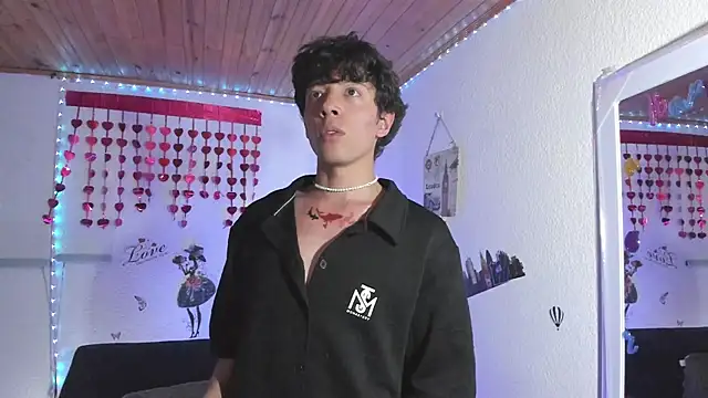 Dani Lips  online show from September 15, 9:04 pm