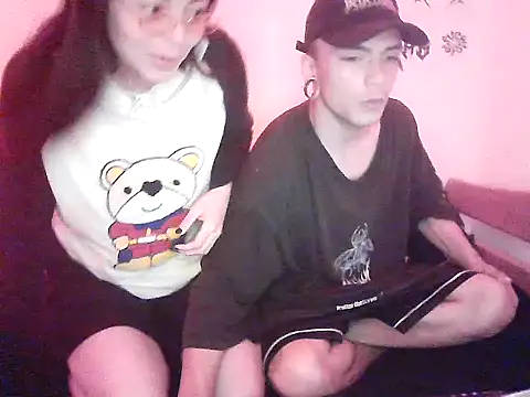 Snapshot of Damianandlu chatting on September 9, 1:49 am Damianandlu online show from September 9, 1:49 am