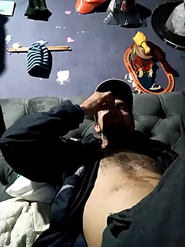 hairy mannn online show from December 2, 1:50 am