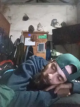 Snapshot of hairy_mannn chatting on May 7, 1:21 am hairy mannn online show from May 7, 1:21 am