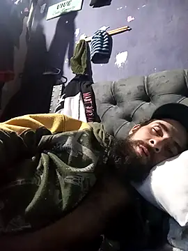 hairy mannn online show from November 16, 3:39 pm