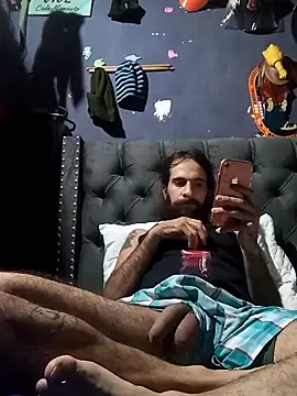 Snapshot of hairy_mannn chatting on October 14, 8:15 am hairy mannn online show from October 14, 8:15 am