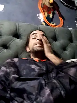 hairy mannn online show from November 29, 6:13 am