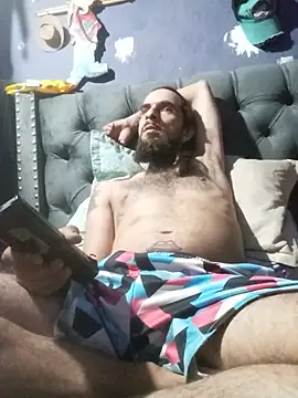 Snapshot of hairy_mannn chatting on July 19, 11:23 pm hairy mannn online show from July 19, 11:23 pm