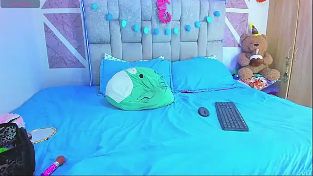 christopher Hot online show from March 28, 8:43 pm