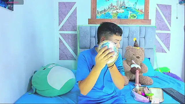 christopher Hot online show from February 26, 5:24 pm